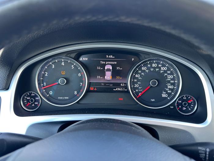 2013 volkswagen touareg vr6-lux with 164287 miles for sale near elk-river, minnesota 38717c1f594541729ddb43b9508fa88f.jpeg