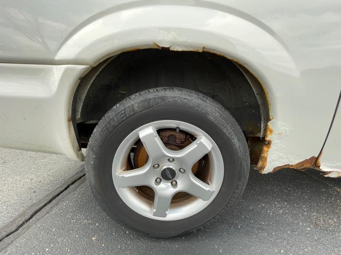 2006 dodge grand-caravan cargo-van with 127292 miles for sale near clearwater, minnesota 38a7f5e85934444aa57eb765e3ba0b16.jpeg