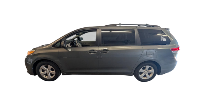 2011 toyota sienna le-8-pass-v6 with 180000 miles for sale near elk-river, minnesota 38af4385088e4b4da092d10082d0495c.png