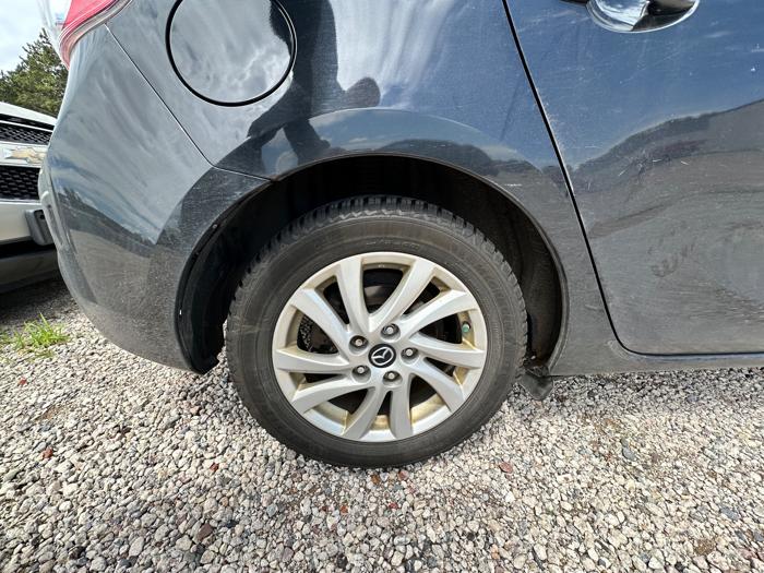 2013 mazda mazda3 i-grand-touring-mt-5-door with 130950 miles for sale near elk-river, minnesota 38b92478c36d45fc9af99c581d4a5a86.jpeg