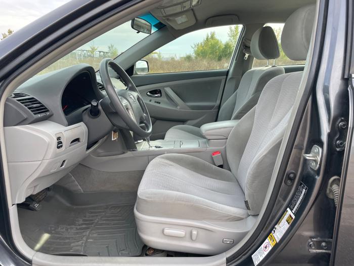 2010 toyota camry le-6-spd-at with 197779 miles for sale near elk-river, minnesota 38c80d98ea784f139b5c463b236a48cb.jpeg