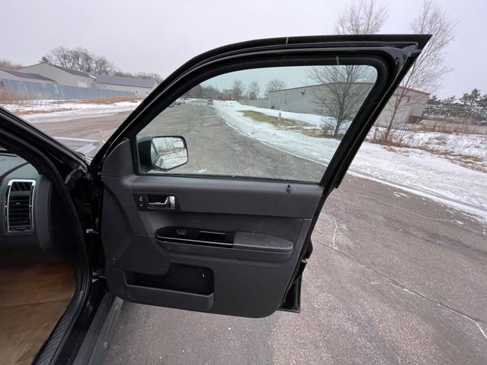 2010 ford escape limited-4wd with 165604 miles for sale near elk-river, minnesota 38d1decfa11c4d61af84b5b6dbc0cf12.jpeg