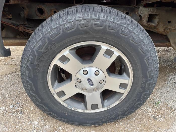 2004 ford f-150 xl-supercab-4wd with 150022 miles for sale near elk-river, minnesota 38dc18d270364032a3d752ccb1a6f0ef.jpg