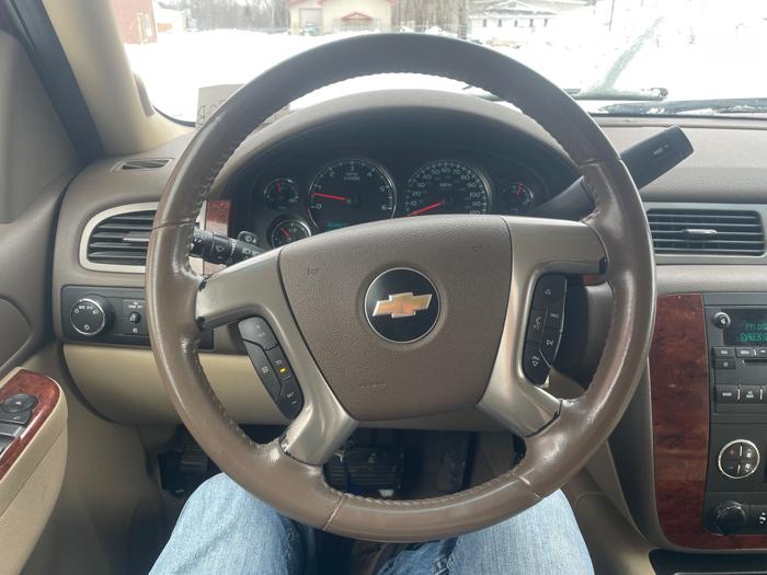 2010 chevrolet suburban lt-1500-4wd with 193783 miles for sale near annandale, minnesota 38fc2549105a4a1a90154668a4a7b0fa.jpeg