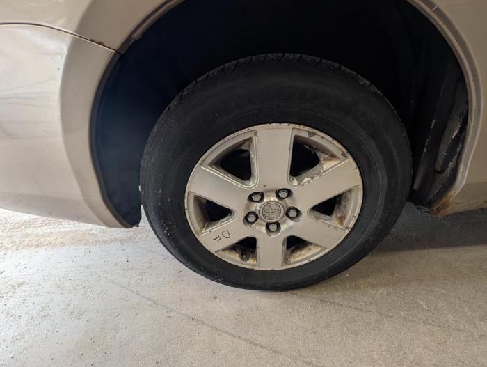 2004 toyota sienna le---7-passenger with 223147 miles for sale near elk-river, minnesota 3919ea8e91194c3282e7206f9892f6d6.jpg