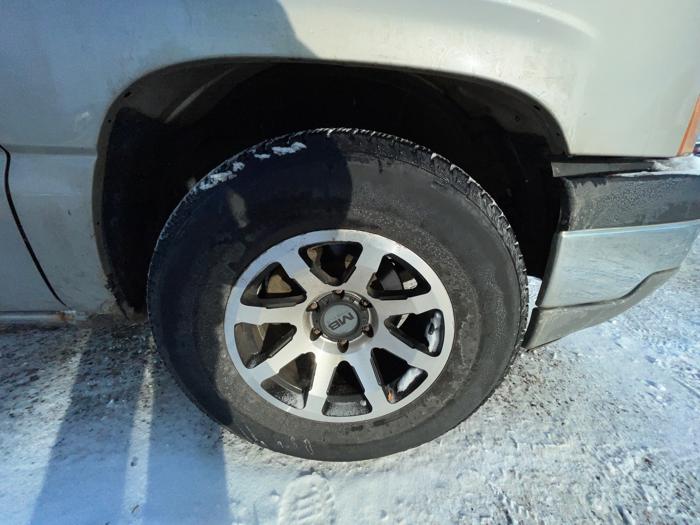 2005 chevrolet silverado-1500 work-truck-short-bed-2wd with 247593 miles for sale near fridley, minnesota 393b5149e0164c43b7fb748a6deb90af.jpeg