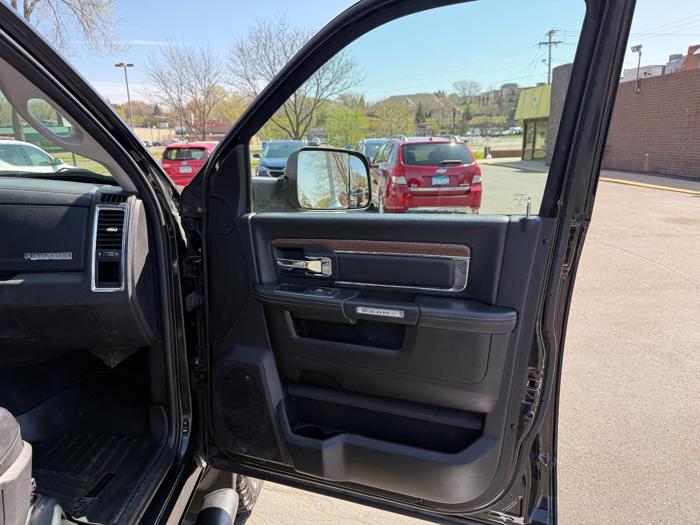 2017 ram 2500 laramie with 233403 miles for sale near columbia-heights, minnesota 39734beaa1b1487abbed1f9dd548ef10.jpg