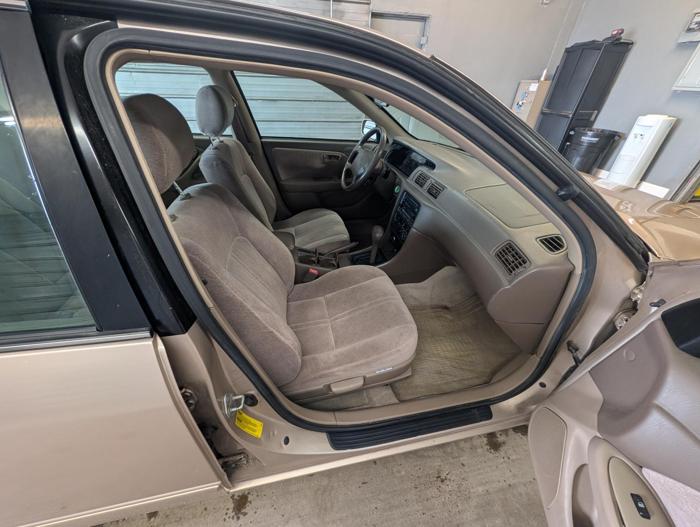 1998 toyota camry ce with 254604 miles for sale near elk-river, minnesota 3978a6dad33b41c6a87b22190de4ccd8.jpg