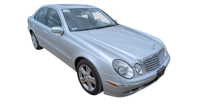 2006 mercedes-benz e-class e350 with 132043 miles for sale near elk-river, minnesota 3989856aad8c41cca86b8a398f36a155.jpg