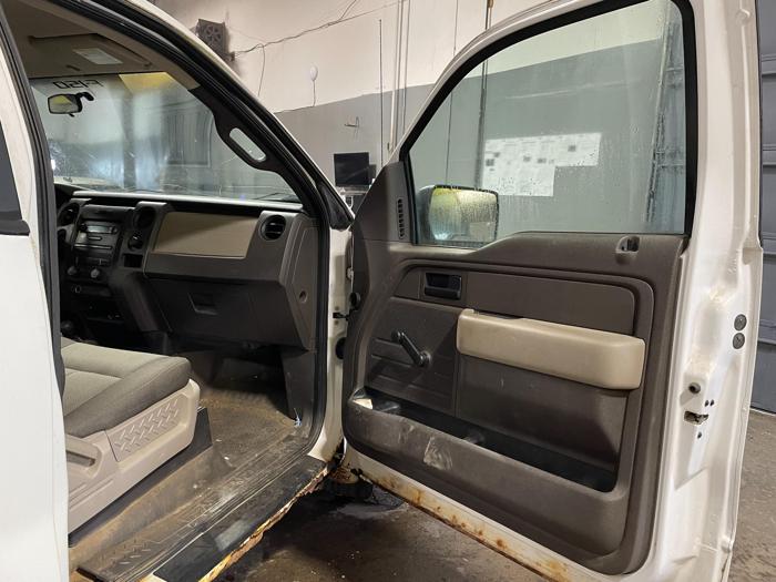 2009 ford f-150 xl with 174980 miles for sale near elk-river, minnesota 3996585ba45a4538ab82ef8e643c72bf.jpg