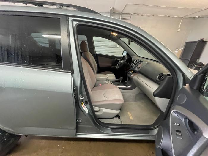 2008 toyota rav4 base-i4-4wd with 302581 miles for sale near elk-river, minnesota 39a7b4ff14f34a45aaa74c50c8c0c6af.jpeg