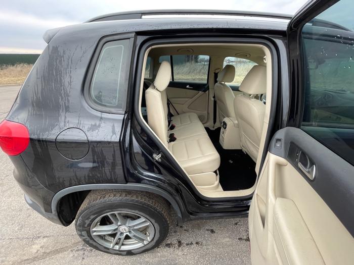 2016 volkswagen tiguan se-4motion with 179663 miles for sale near elk-river, minnesota 39aacf223f6e4780917de3507d843170.jpeg