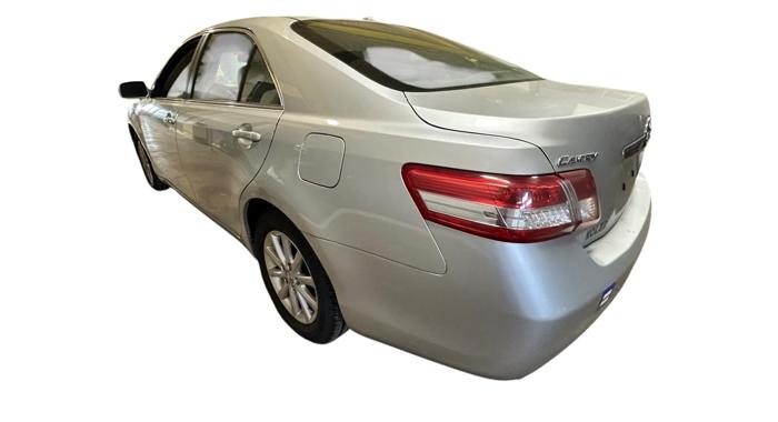 2011 toyota camry xle-v6-6-spd-at with 103555 miles for sale near elk-river, minnesota 39bb6edb57c5464495bafdb7640e3517.jpg