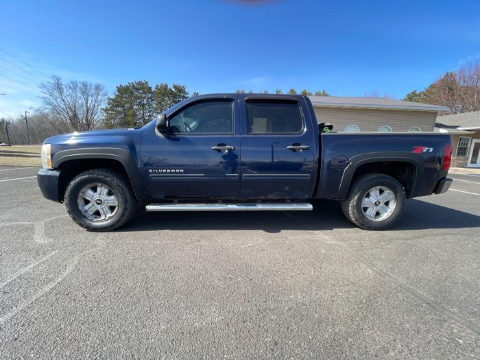 2010 chevrolet silverado-1500 lt1-crew-cab-4wd with 208999 miles for sale near columbus, minnesota 39c0daa9c0b2430f8d26efd8490dada2.jpeg