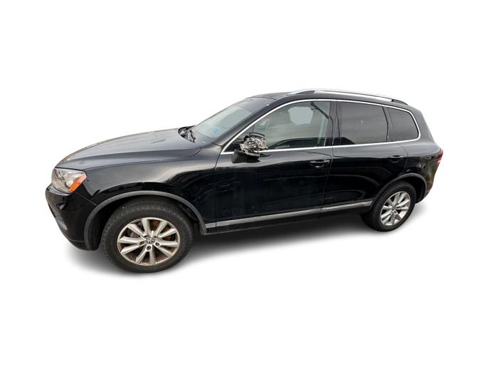 2014 volkswagen touareg vr6-lux with 142869 miles for sale near burnsville, minnesota 39d65fcd59494bfe9e9290fe41740928.jpg
