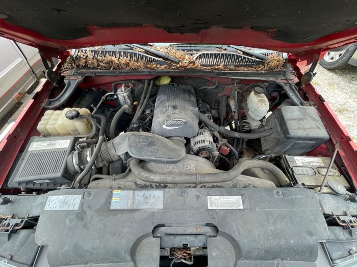 2003 chevrolet silverado-2500hd crew-cab-short-bed-4wd with 283018 miles for sale near elk-river, minnesota 3a5437d415354fcfb0a29315e640ee94.jpeg