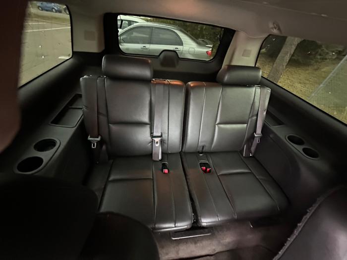 2014 cadillac escalade esv-awd-premium with 160814 miles for sale near burnsville, minnesota 3a67e1ed4a0643dfa58ff0c2c069880f.jpeg