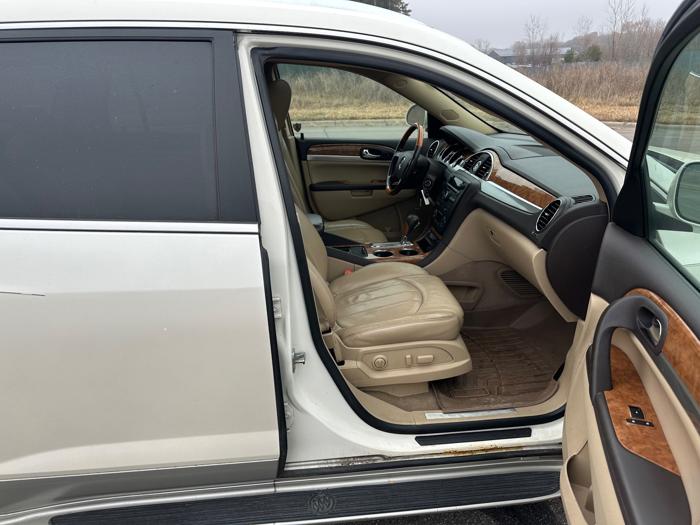 2009 buick enclave cxl-fwd with 234454 miles for sale near elk-river, minnesota 3a92f7a9e6334cf2b7aa91082a4ce028.jpeg