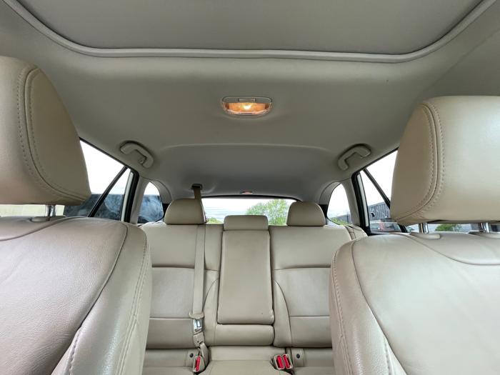 2015 subaru outback 2.5i-limited with 165500 miles for sale near eden-prairie, minnesota 3aa452fc0f454ad997cdc8df8f6127ad.jpeg