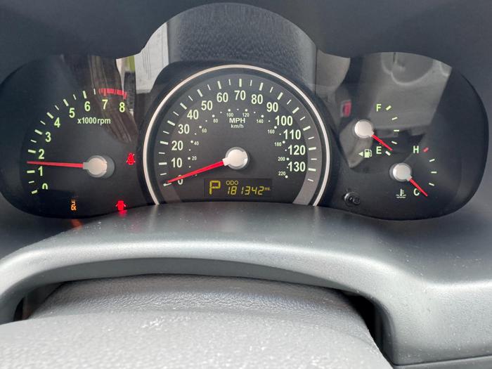 2012 kia sedona with 181342 miles for sale near elk-river, minnesota 3ab79504673a48a9baf3747bbb9008ec.jpg