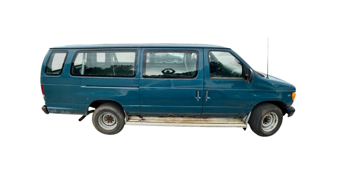 2001 ford econoline e350-extended with 236141 miles for sale near elk-river, minnesota 3ab7acca81cf4fbd8fcf0fd4c11fbd2e.png