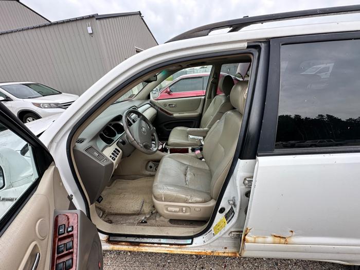 2006 toyota highlander limited with 238938 miles for sale near elk-river, minnesota 3af53c2309a44e98b66ce40cade74b89.jpeg