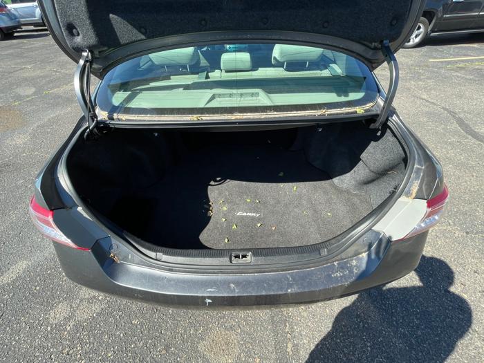 2011 toyota camry base-6-spd-at with 264570 miles for sale near shakopee, minnesota 3af5b1643625476190fec1e80767adbd.jpeg