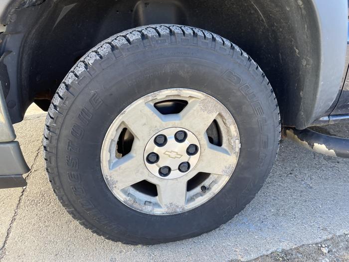 2005 chevrolet silverado with 199449 miles for sale near elk-river, minnesota 3af6207a273a44d8b45d536a10effa60.jpg