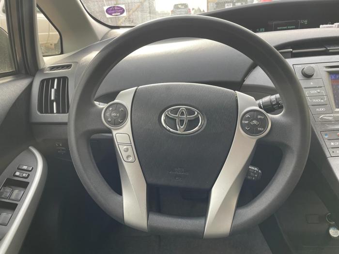 2015 toyota prius with 265746 miles for sale near elk-river, minnesota 3b28d02e0b37462ab6eaf29035d416c8.jpg