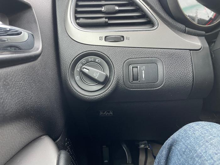 2017 dodge journey crossroad-plus-fwd with 105891 miles for sale near saint-paul, minnesota 3b50619f5b9143b3b6f9e4a79f410563.jpeg