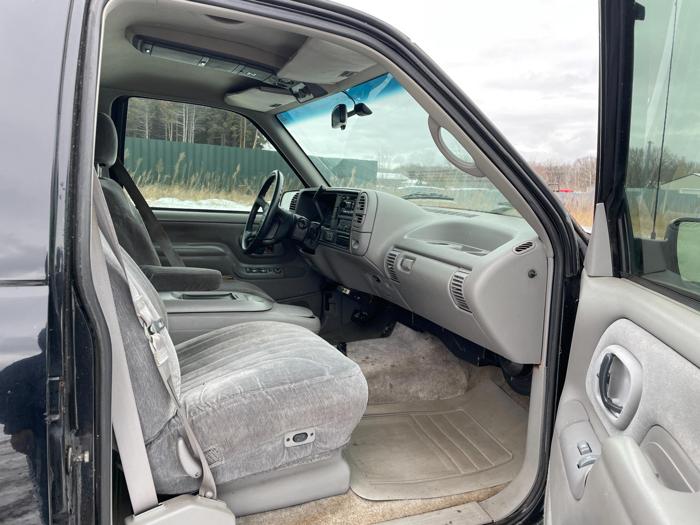 1996 chevrolet suburban with 227941 miles for sale near elk-river, minnesota 3b743a4019d948739b6aa9928cf5a8a7.jpg