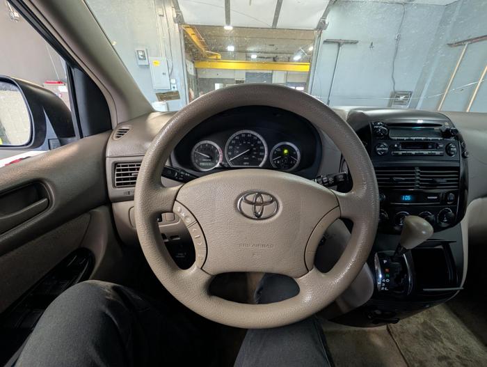 2004 toyota sienna le---7-passenger with 223147 miles for sale near elk-river, minnesota 3ba4428dc7ef4bac9017f8ee8d34ef3a.jpg