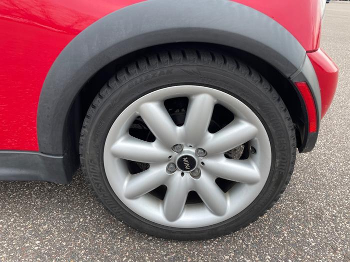 2005 mini cooper s with 64209 miles for sale near coon-rapids, minnesota 3bdd27b635aa49268a47c4067532c322.jpeg