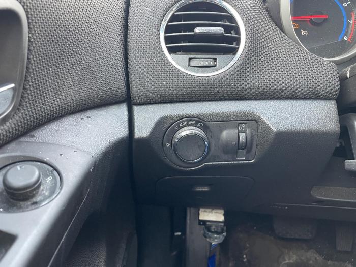 2016 chevrolet cruze-limited 1lt-auto with 151883 miles for sale near hastings, minnesota 3be346a6a8b740a5aacd5ff2351cc5a5.jpeg