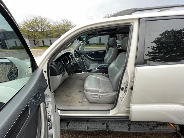 2007 toyota 4runner limited-2wd with 259012 miles for sale near eden-prairie, minnesota 3c0d30fa0b2e4091a3a6f6ad7d26a852.jpeg