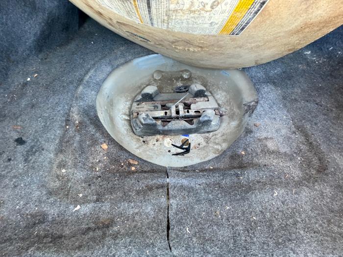 2004 chevrolet impala ls with 211422 miles for sale near elk-river, minnesota 3c32cb4cbef34c15953f87160c774075.jpeg