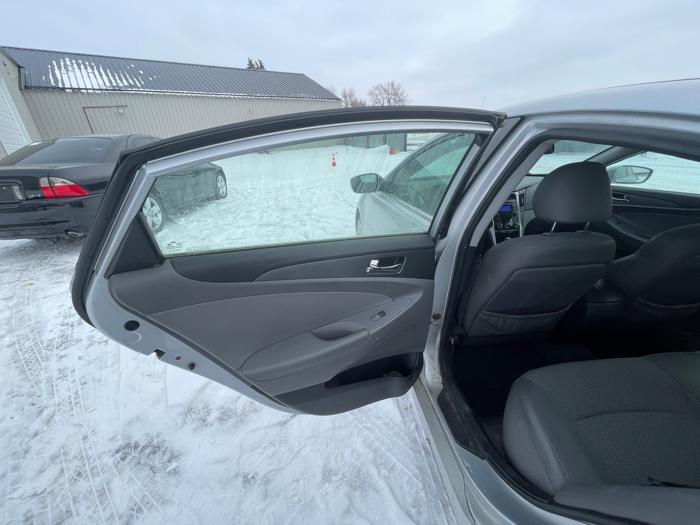 2012 hyundai sonata limited-auto with 152315 miles for sale near elk-river, minnesota 3c67b34be29e4f8eb254c730babeedc8.jpeg