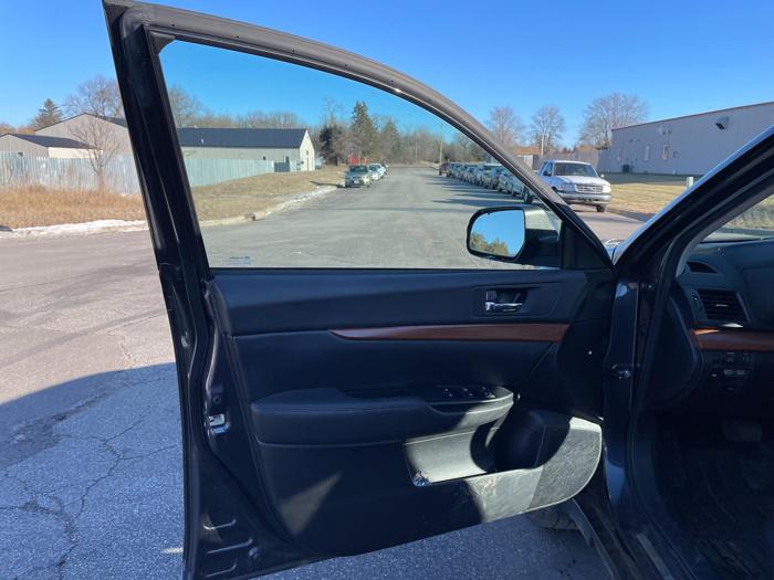 2013 subaru outback 2.5i-limited with 151995 miles for sale near elk-river, minnesota 3c6fe9787d8045dfbccfbb1fb463997b.jpg