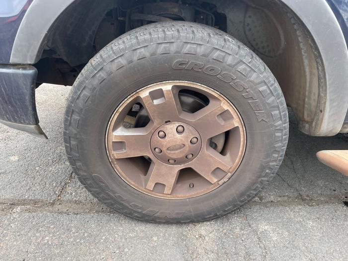 2004 ford f-150 xl-supercab-4wd with 113212 miles for sale near spring-lake-park, minnesota 3c7ac868344344f49b9ba6ae75c981de.jpeg