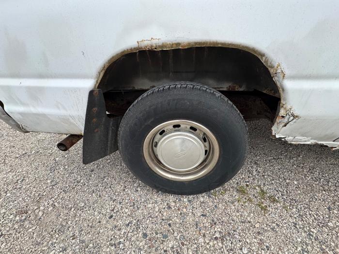 1994 ford econoline e150 with 205111 miles for sale near elk-river, minnesota 3c7b2d500586431795b7a4a61cfaf5bc.jpeg