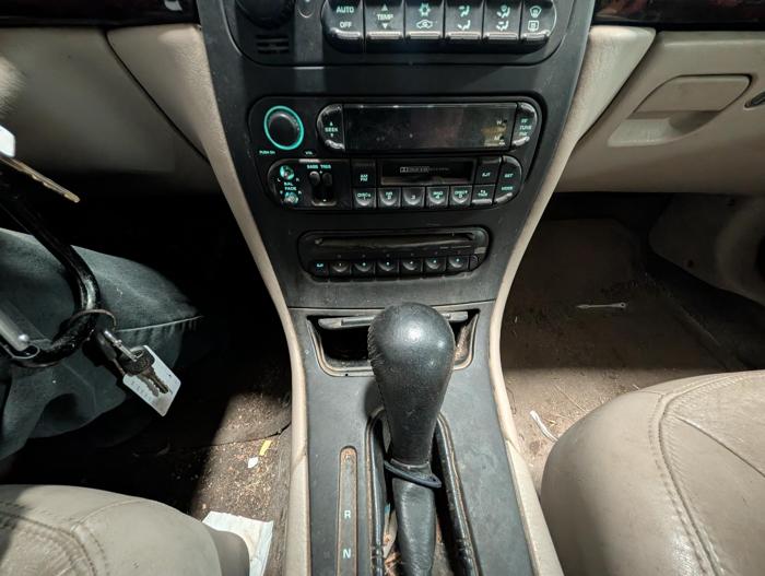 2004 chrysler 300m base with 228268 miles for sale near elk-river, minnesota 3c80d8ff83dd415d81dba3070b395a15.jpg