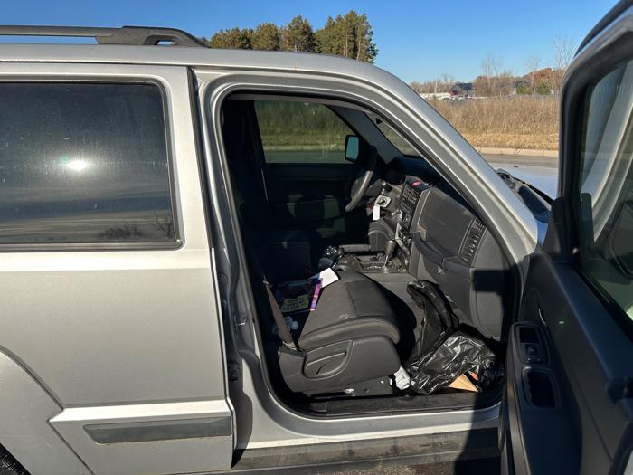 2009 jeep liberty sport-4wd with 231832 miles for sale near elk-river, minnesota 3ca9afe0684a4bc19febabd097fe0e52.jpeg