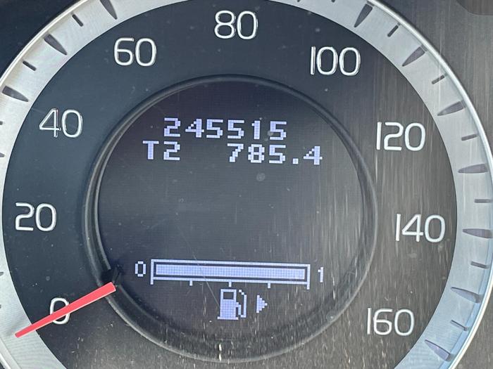 2010 volvo xc60 with 245515 miles for sale near elk-river, minnesota 3cc960484828456a9d97209576cf1d23.jpg