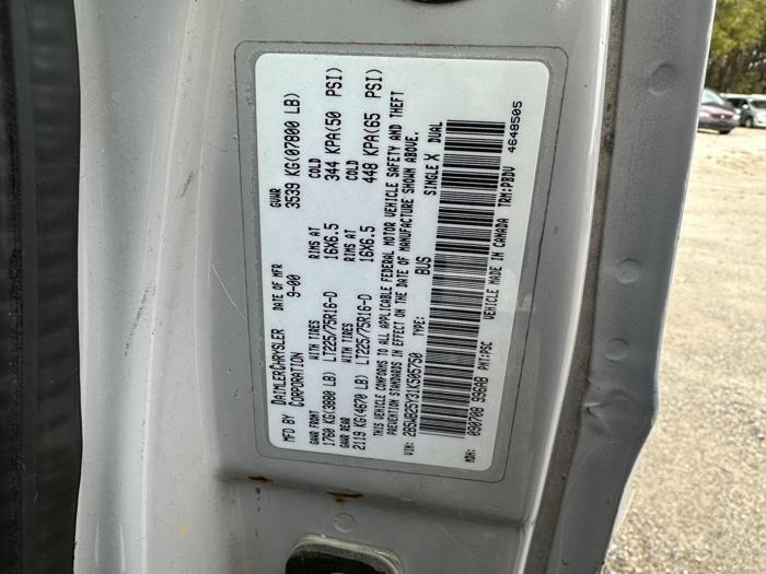 2001 dodge ram-wagon b2500 with 154485 miles for sale near elk-river, minnesota 3cecbdca834f41c98d78663524e83ba3.jpg