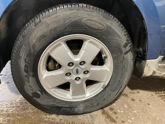 2010 ford escape xlt with 167697 miles for sale near elk-river, minnesota 3cfda49f1f0f48208ade671cf5ed09bb.jpg