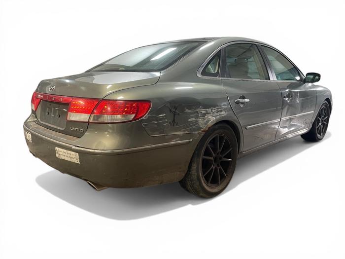 2007 hyundai azera limited with 170695 miles for sale near elk-river, minnesota 3d8c707a8f6f488488bc8e70c445ce4e.jpg