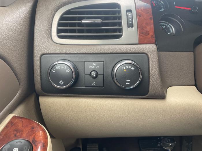 2010 chevrolet suburban lt-1500-4wd with 193783 miles for sale near annandale, minnesota 3da47fa551544de2be93d0519d37ab72.jpeg