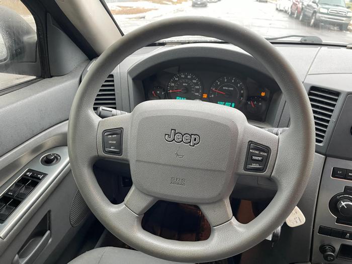 2005 jeep grand-cherokee laredo with 171635 miles for sale near elk-river, minnesota 3daef801e4b144c4bf4f723d1062ca2d.jpg