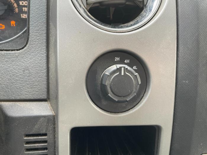 2011 ford f-150 xlt with 258664 miles for sale near elk-river, minnesota 3db88a42365245128ea95e29a54f3840.jpg