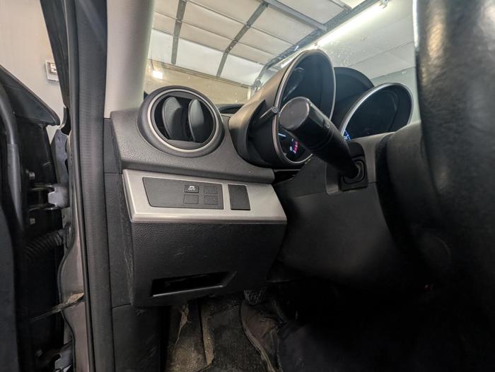 2012 mazda mazda3 i-touring-5-door with 292825 miles for sale near elk-river, minnesota 3e08af8b09364c72990c24ac724cd7a7.jpg